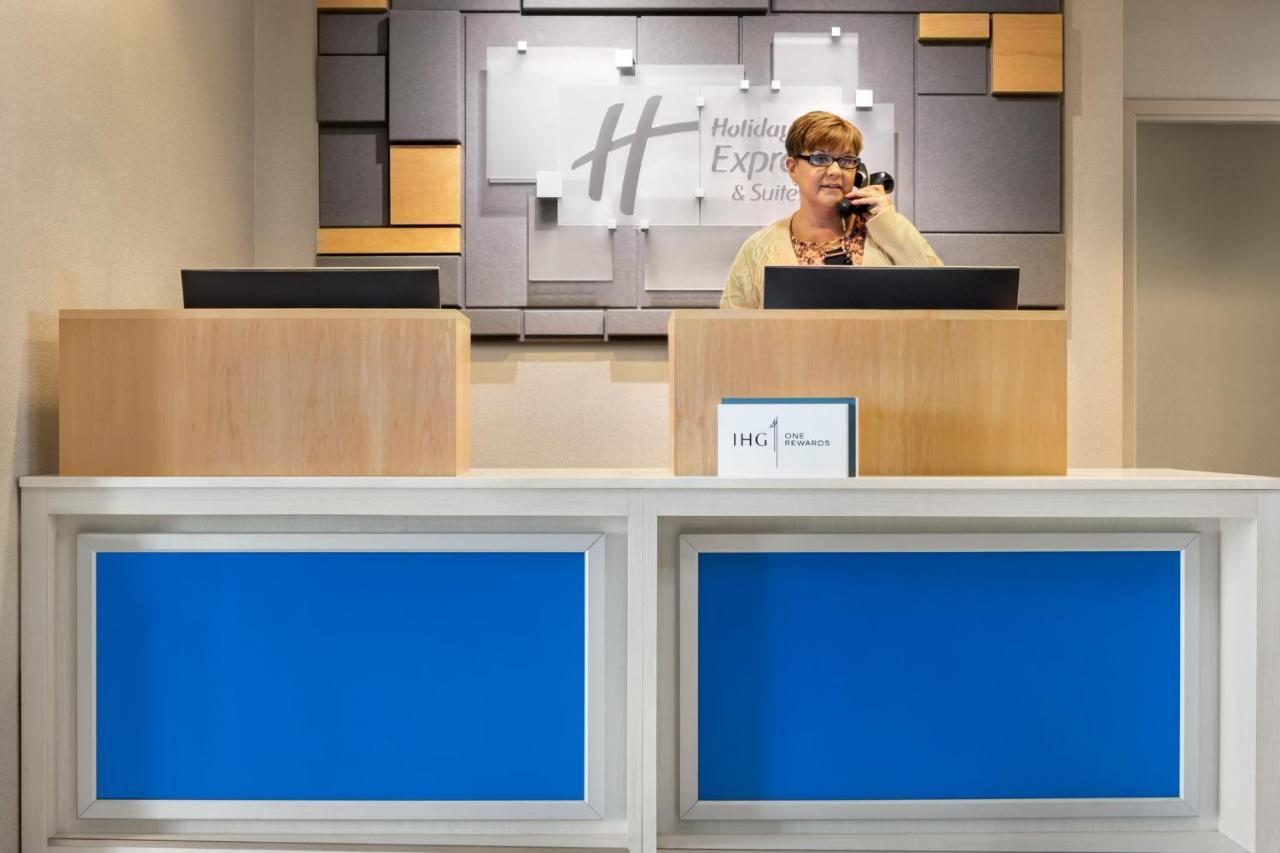 Holiday Inn Express Hotel & Suites Anniston/Oxford By Ihg Buitenkant foto