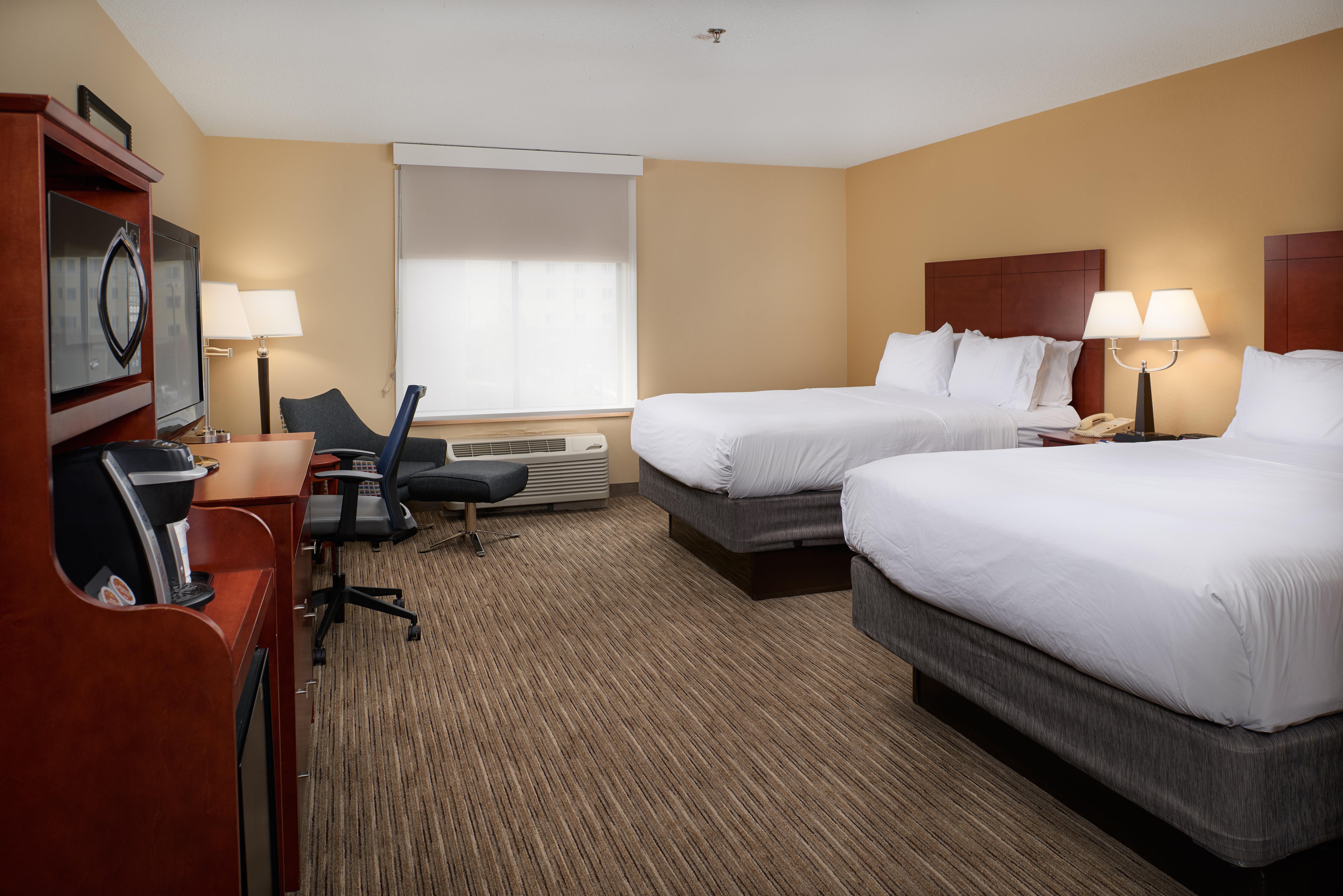 Holiday Inn Express Hotel & Suites Anniston/Oxford By Ihg Buitenkant foto