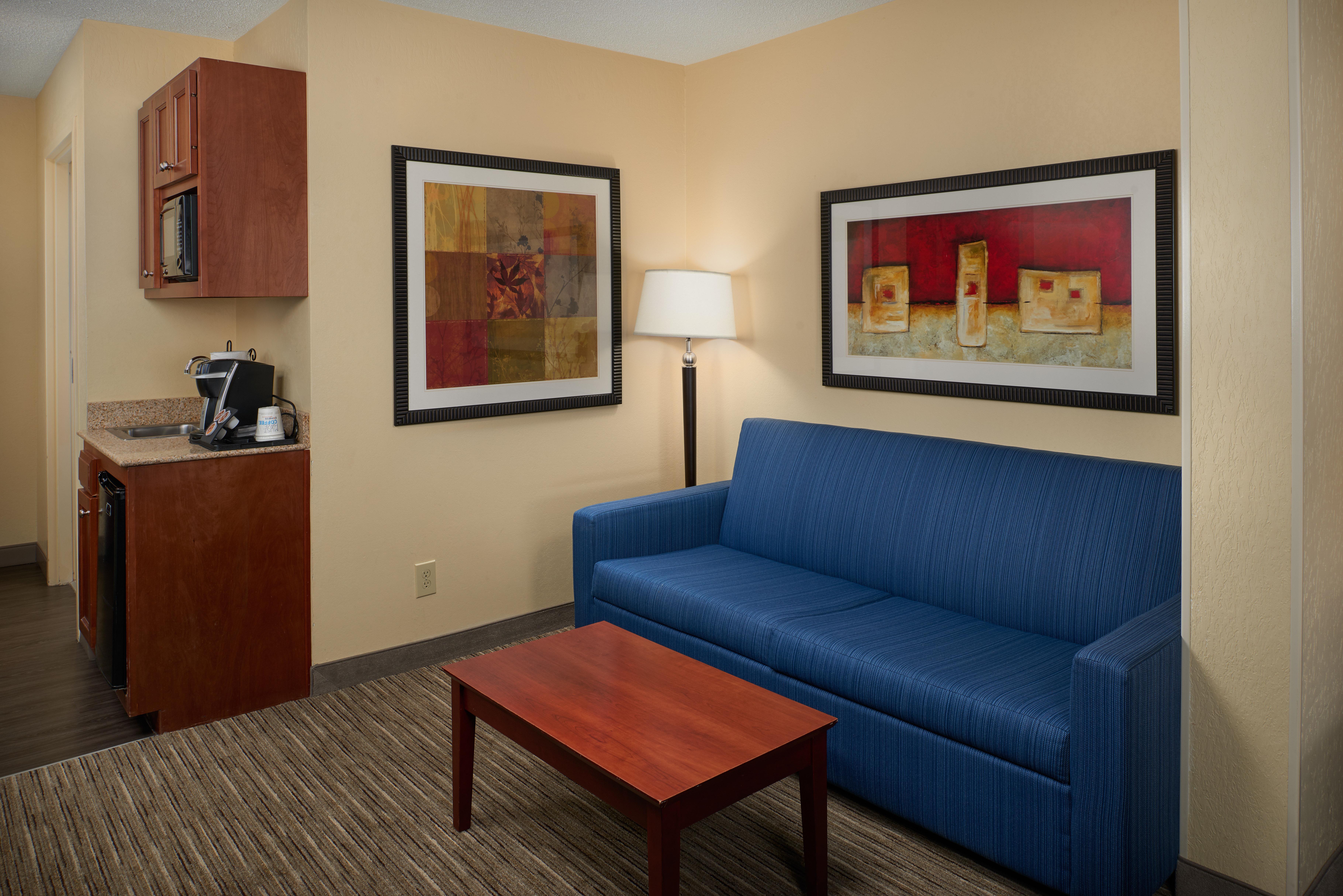 Holiday Inn Express Hotel & Suites Anniston/Oxford By Ihg Buitenkant foto